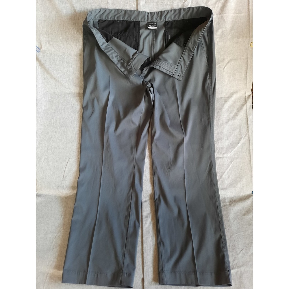 NIKEGOLF Men 40X30 With Pockets Performance Active Dri-Fit Golf Gray Chino Pants